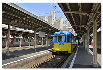 〈恵美須町駅　2013年5月撮影〉
